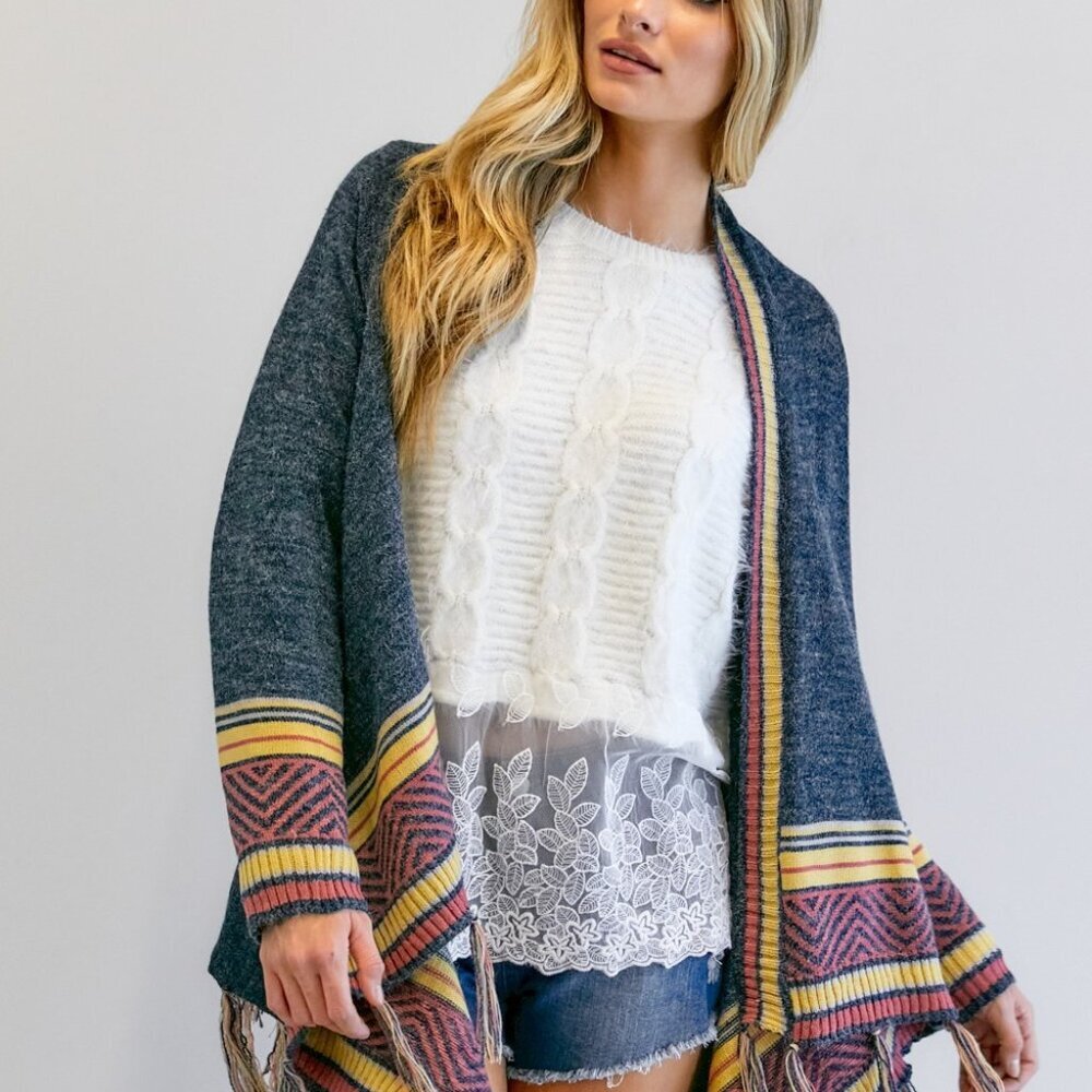 DAVI & DANI FRINGE PRINTED LONG SLEEVE LOOSE FIT CARDIGAN SIZE SMALL